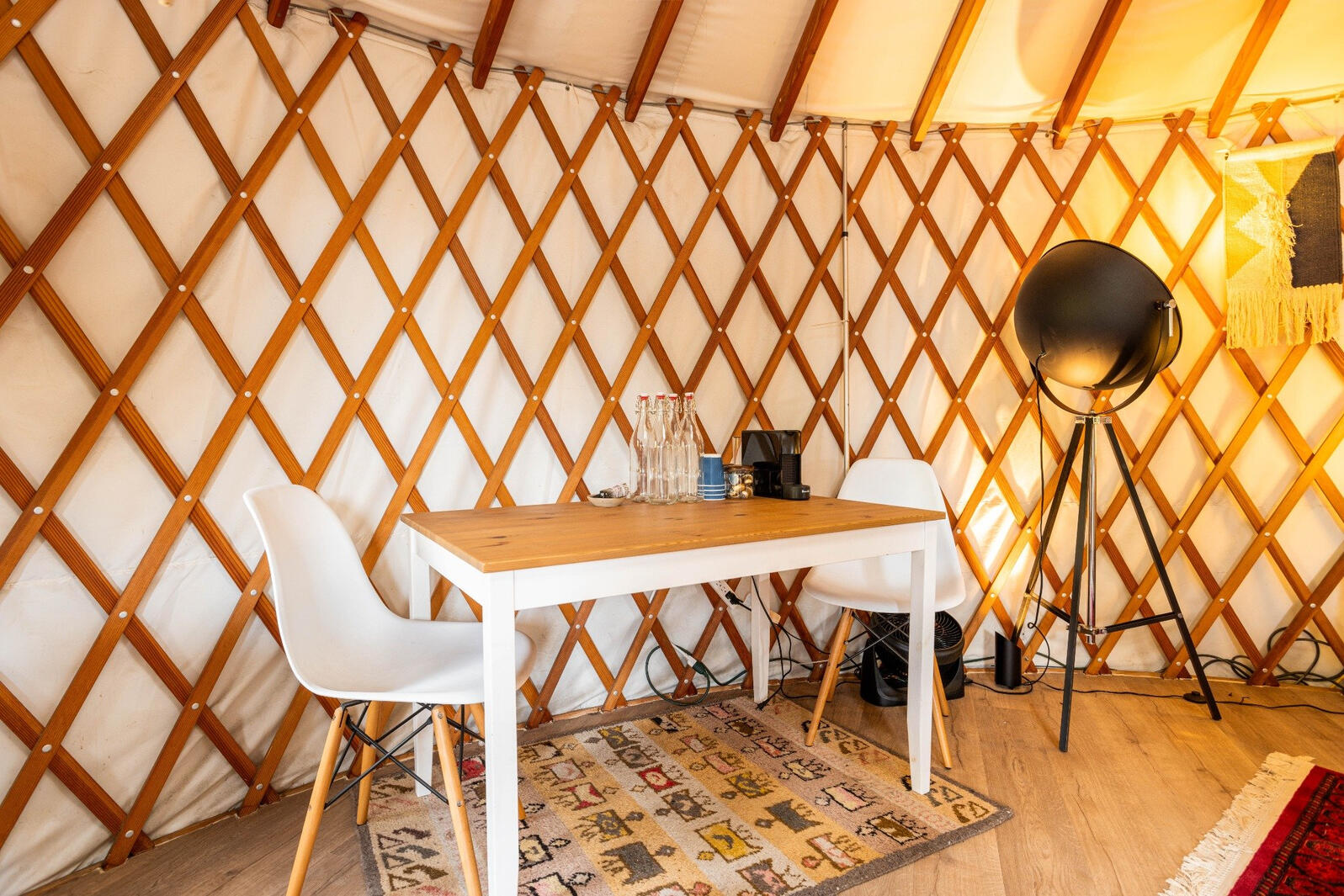 Table + coffee station